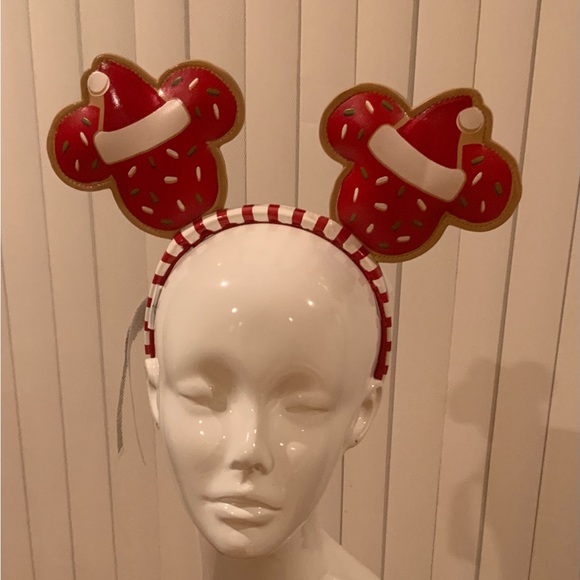 Disney Accessories - Mickey Mouse Christmas Headband